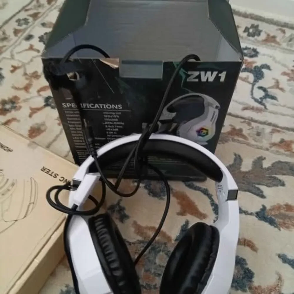 Brand New Ozeino ZW1 Gaming Headset and Riibux AC2 ANC Headphones